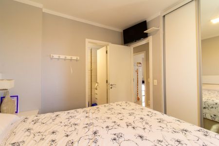 Apartamento à venda com 79m², 3 quartos e 3 vagas Apartamento à venda com 79m², 3 quartos e 3 vagasSuite