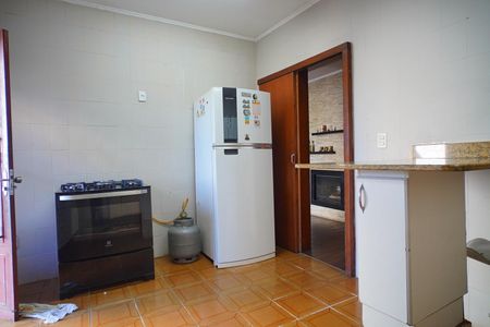 Cozinha  de casa para alugar com 4 quartos, 400m² em Medianeira, Porto Alegre