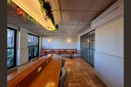 Apartamento para alugar com 42m², 1 quarto e 1 vaga Apartamento para alugar com 42m², 1 quarto e 1 vagaCoworking