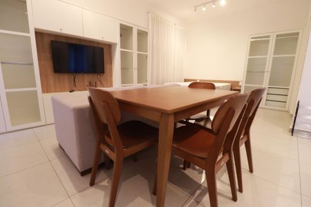 Apartamento para alugar com 42m², 1 quarto e 1 vagaSala/cozinha