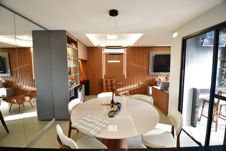 Apartamento à venda com 79m², 2 quartos e 2 vagasSala