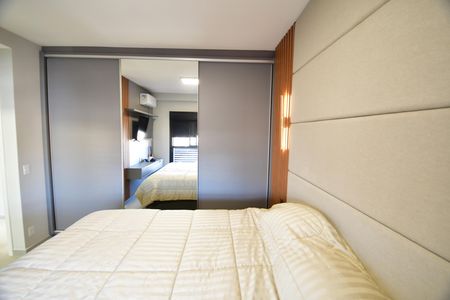 Apartamento à venda com 79m², 2 quartos e 2 vagasQuarto 2 - Suíte