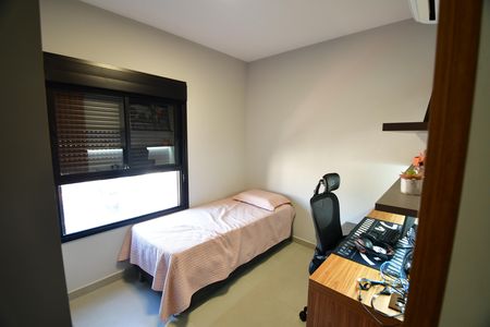 Quarto 1 de apartamento à venda com 2 quartos, 79m² em Jardim Guanabara, Campinas