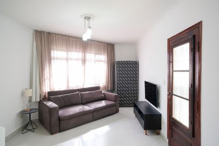 Casa para alugar com 114m², 3 quartos e 1 vagaSala