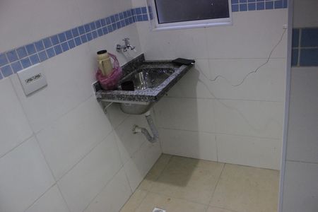 Lavanderia de kitnet/studio para alugar com 1 quarto, 48m² em Jardim Rosana, Guarulhos