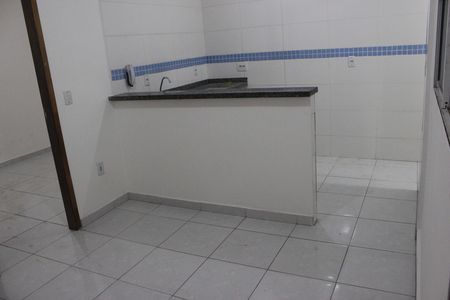 Sala de kitnet/studio para alugar com 1 quarto, 48m² em Jardim Rosana, Guarulhos