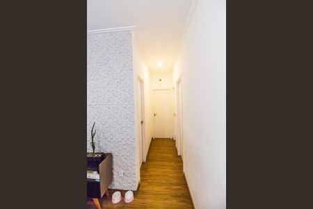 Corredor de apartamento à venda com 3 quartos, 71m² em Nucleo Residencial Celia Mota, Barueri