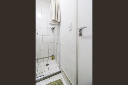Apartamento à venda com 71m², 3 quartos e 2 vagas Apartamento à venda com 71m², 3 quartos e 2 vagasBanheiro da Suíte