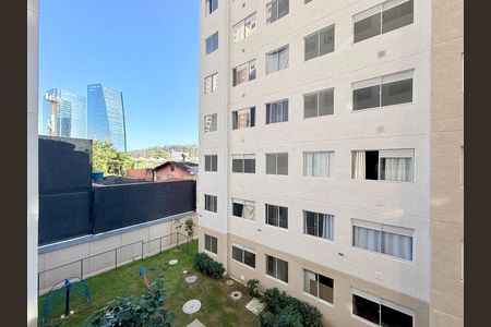 Vista  de apartamento para alugar com 2 quartos, 32m² em Jardim Caravelas, São Paulo