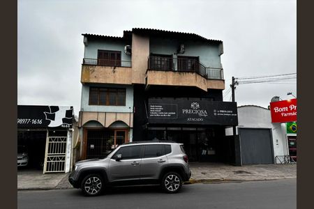 Studio para alugar com 28m², 1 quarto e sem vaga Studio para alugar com 28m², 1 quarto e sem vagaFachada
