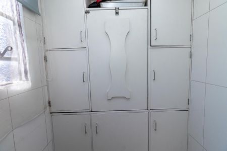 Apartamento à venda com 76m², 2 quartos e sem vaga Apartamento à venda com 76m², 2 quartos e sem vagaQuarto de Serviço