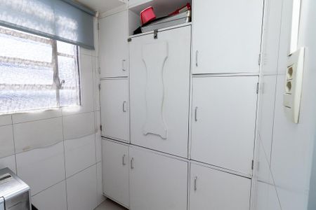 Apartamento à venda com 76m², 2 quartos e sem vaga Apartamento à venda com 76m², 2 quartos e sem vagaQuarto de Serviço