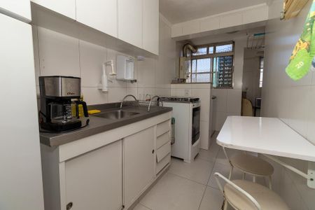 Apartamento à venda com 76m², 2 quartos e sem vaga Apartamento à venda com 76m², 2 quartos e sem vagaCozinha
