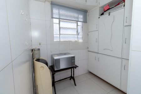 Apartamento à venda com 76m², 2 quartos e sem vaga Apartamento à venda com 76m², 2 quartos e sem vagaQuarto de Serviço