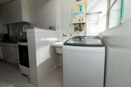 Apartamento à venda com 76m², 2 quartos e sem vaga Apartamento à venda com 76m², 2 quartos e sem vagaÁrea de Serviço
