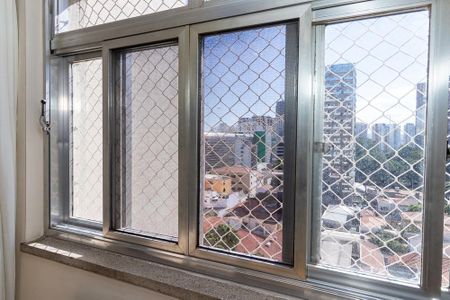 Apartamento à venda com 76m², 2 quartos e sem vaga Apartamento à venda com 76m², 2 quartos e sem vagaSala - vista