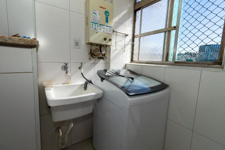 Apartamento à venda com 76m², 2 quartos e sem vaga Apartamento à venda com 76m², 2 quartos e sem vagaÁrea de Serviço