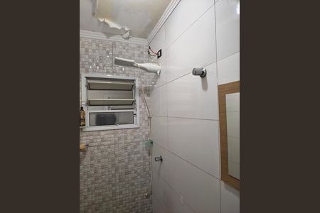 Banheiro de casa de condomínio para alugar com 2 quartos, 49m² em Vila Dom Pedro Ii, São Paulo