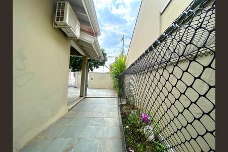 Casa à venda com 174m², 3 quartos e 4 vagas