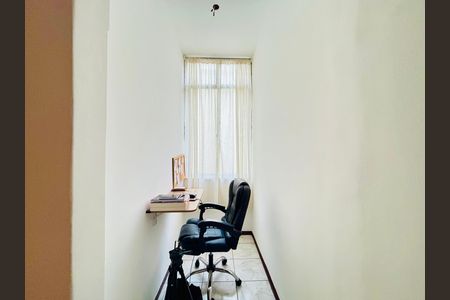 Apartamento para alugar com 38m², 1 quarto e sem vagaEscritório