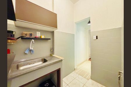 Cozinha de apartamento para alugar com 1 quarto, 38m² em Botafogo, Rio de Janeiro