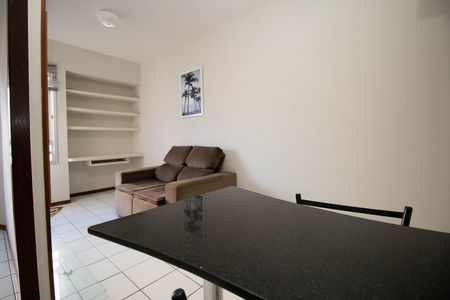 Studio à venda com 26m², 1 quarto e 1 vaga Studio à venda com 26m², 1 quarto e 1 vagaCozinha e Área de Serviço
