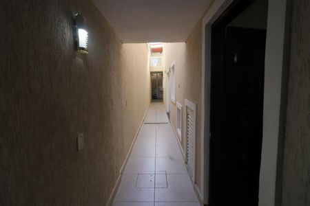 Casa para alugar com 200m², 3 quartos e 2 vagasCorredor