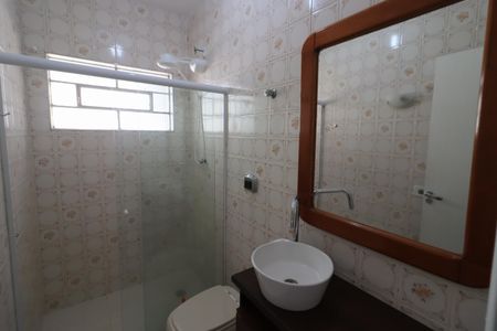 Casa para alugar com 200m², 3 quartos e 2 vagasBanheiro da Suíte 1