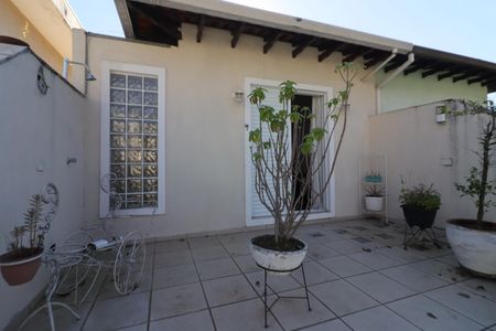 Casa para alugar com 200m², 3 quartos e 2 vagasSuíte 1
