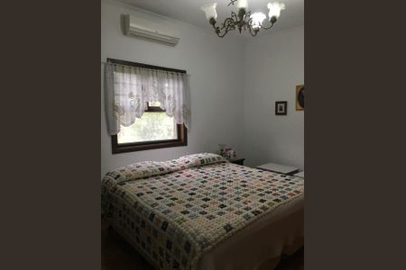 Casa à venda com 337m², 6 quartos e 10 vagas