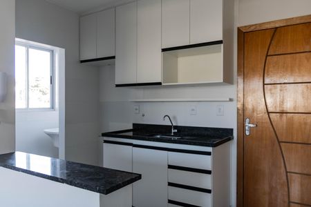 Apartamento para alugar com 55m², 2 quartos e 2 vagas Apartamento para alugar com 55m², 2 quartos e 2 vagasCozinha