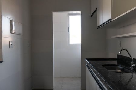 Apartamento para alugar com 55m², 2 quartos e 2 vagas Apartamento para alugar com 55m², 2 quartos e 2 vagasCozinha