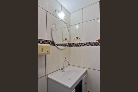Apartamento à venda com 54m², 2 quartos e 1 vaga Apartamento à venda com 54m², 2 quartos e 1 vagaBanheiro