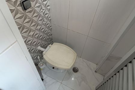 Apartamento para alugar com 140m², 3 quartos e 1 vaga Apartamento para alugar com 140m², 3 quartos e 1 vagaBanheiro de Serviço
