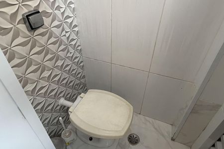 Apartamento para alugar com 140m², 3 quartos e 1 vaga Apartamento para alugar com 140m², 3 quartos e 1 vagaBanheiro de Serviço