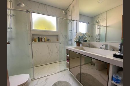 Casa à venda com 3 quartos, 385m² em Villa Lombarda, Valinhos