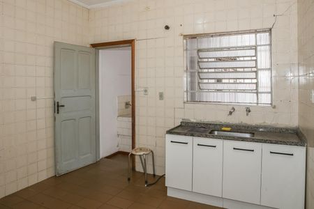 Cozinha de casa à venda com 2 quartos, 135m² em Vila Ipojuca, São Paulo