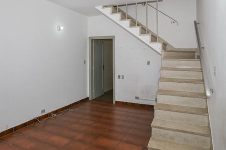 Sala de casa à venda com 2 quartos, 135m² em Vila Ipojuca, São Paulo