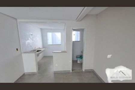 Casa à venda com 2 quartos, 55m² em Planalto, Belo Horizonte