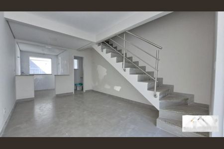 Casa à venda com 2 quartos, 55m² em Planalto, Belo Horizonte