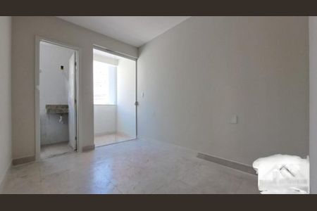 Casa à venda com 2 quartos, 55m² em Planalto, Belo Horizonte