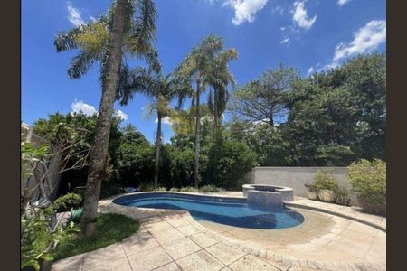 Casa à venda com 422m², 3 quartos e 4 vagas