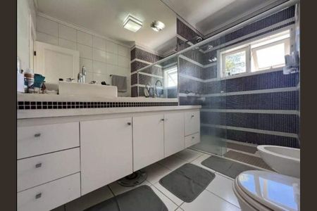 Casa à venda com 422m², 3 quartos e 4 vagas