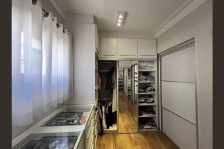 Casa à venda com 422m², 3 quartos e 4 vagas