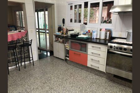 Casa à venda com 4 quartos, 339m² em Condominio Residencial Terras do Caribe, Valinhos