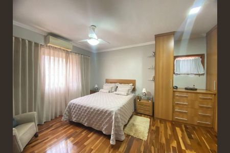 Casa à venda com 192m², 3 quartos e 4 vagas