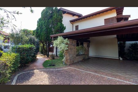 Casa à venda com 822m², 4 quartos e 6 vagas