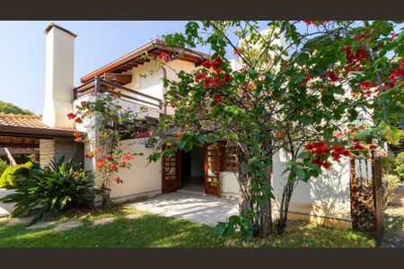 Casa à venda com 822m², 4 quartos e 6 vagas
