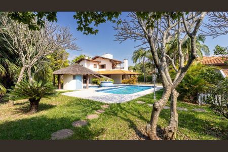Casa à venda com 822m², 4 quartos e 6 vagas