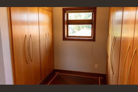 Casa à venda com 4 quartos, 822m² em Vila Faustina II, Valinhos